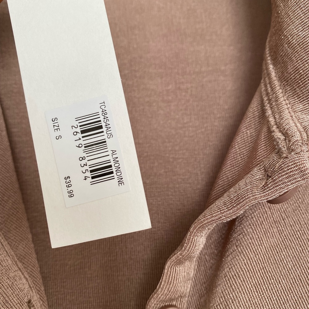 Brown Ruched Button Top - Picture 6 of 6